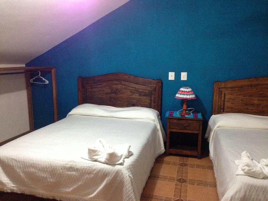 Hotel Posada Las Rosas San Cristobal de las Casas Room photo